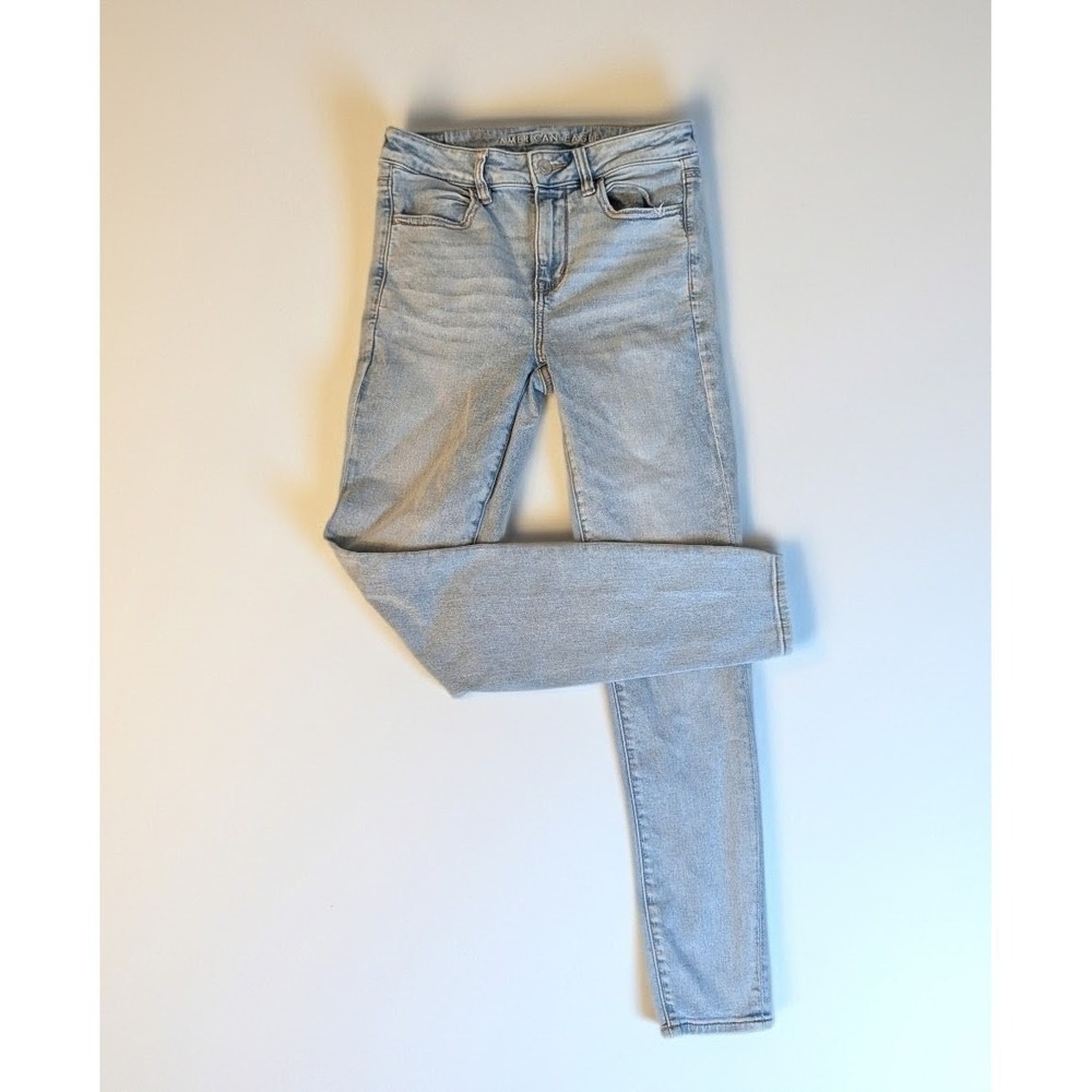 American Eagle Hi-Rise Light Wash Next Level Stretch Denim Jeans Size 6